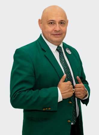 John A. Ortiz – Coach Financiero ayudando a familias a lograr estabilidad económica